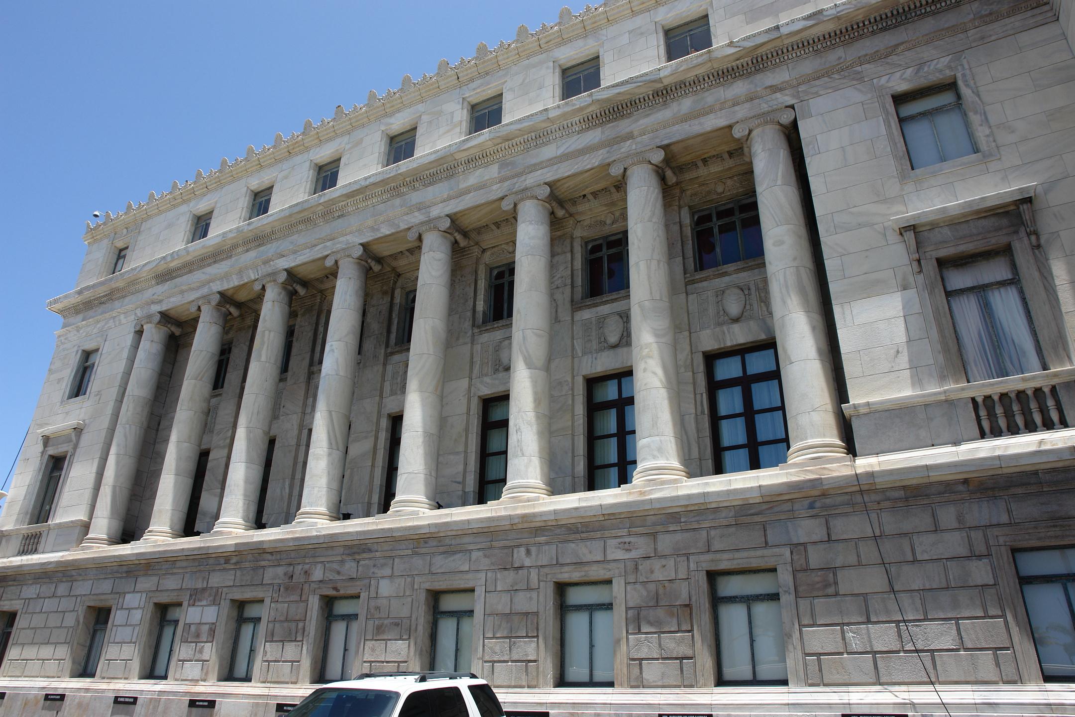 Capitolio de Puerto Rico - San Juan (Puerta de Tierra) - 2009 00004
